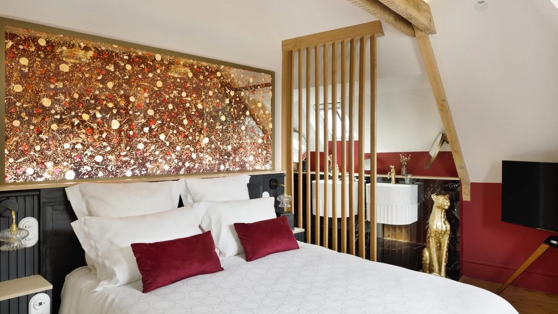 Nocleg ze śniadaniem Clos Du Cedre - Chambres D'Hotes D'Exception, Luxury B&B A Dinan